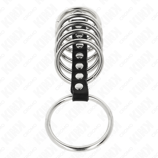 KINK - 7 ANNEAUX PÉNIS EN MÉTAL DE 3,2 CM À 5 CM CONNECTÉS PAR DU CUIR