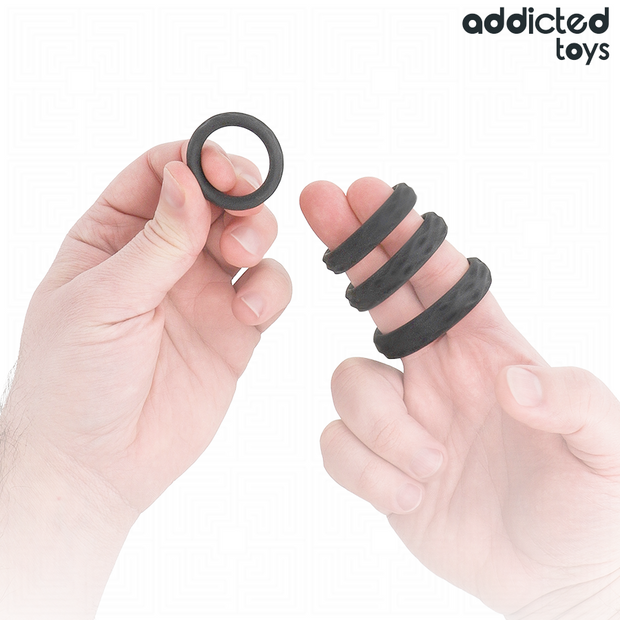 ADDICTED TOYS - ENSEMBLE D'ANNEAUX PÉNIS TEXTURÉS, 4 TAILLES