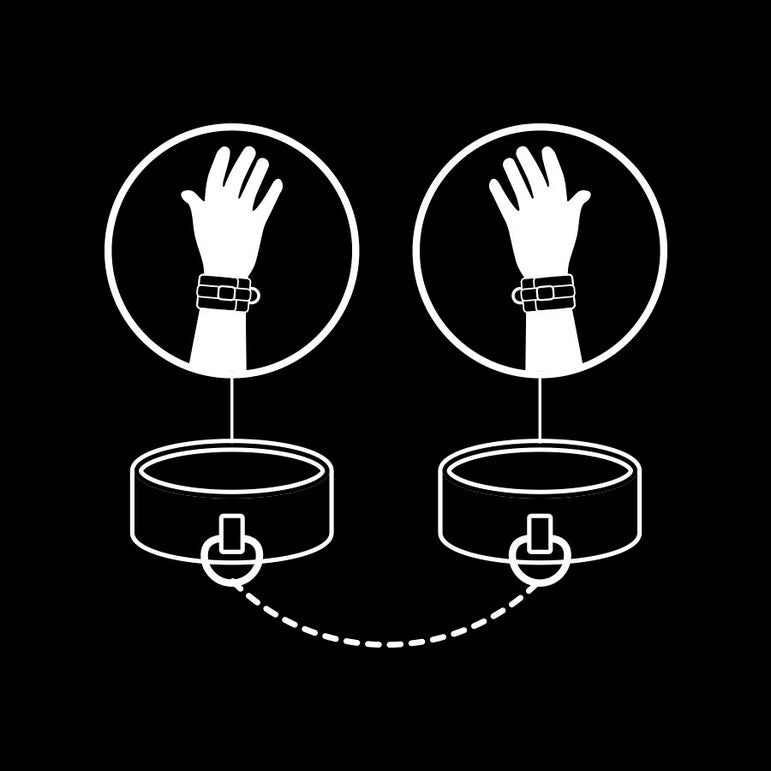 FETISH SUBMISSIVE - MENOTTES EN CUIR VÉGÉTALIEN AVEC DOUBLURE EN NOPRÈNE